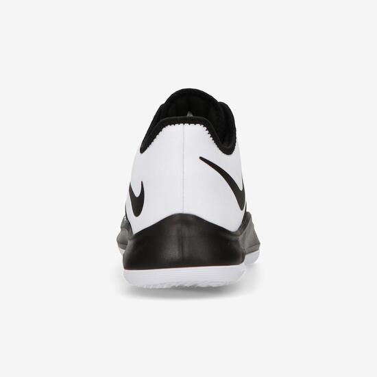 Nike Air Versitile III