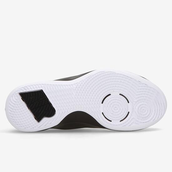 Nike Air Versitile III