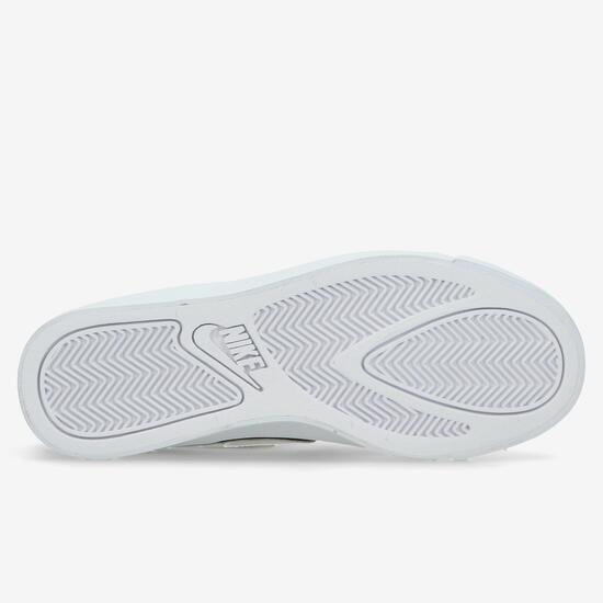Nike Court Royale