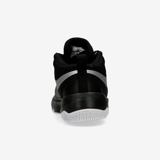 Nike Team Hustle