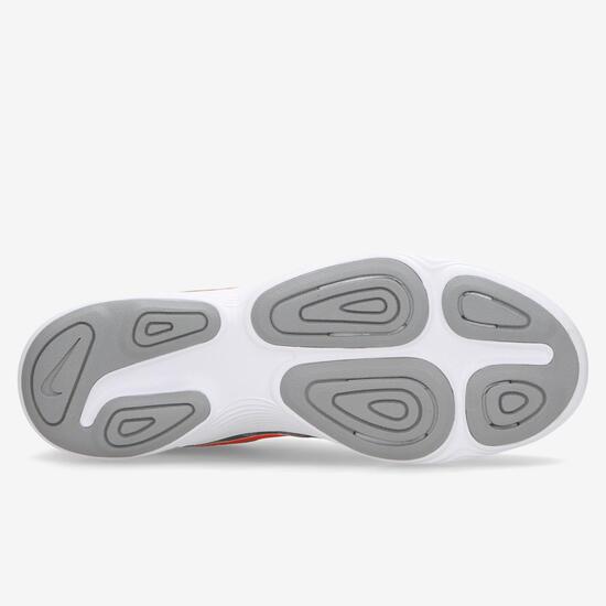 Nike Revolution 4 Nike Revolution 4
