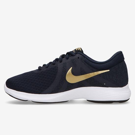 Nike Revolution 4 Nike Revolution 4