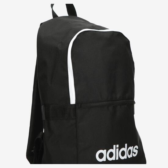 adidas Linear Classic adidas Linear Classic