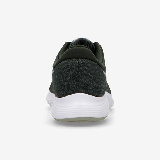Nike Revolution 4 Nike Revolution 4