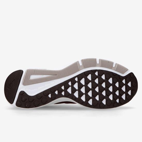 Nike Quest