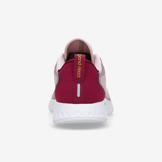 Nike Legend React