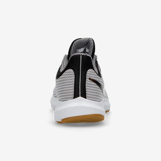 Nike Quest SE Nike Quest SE