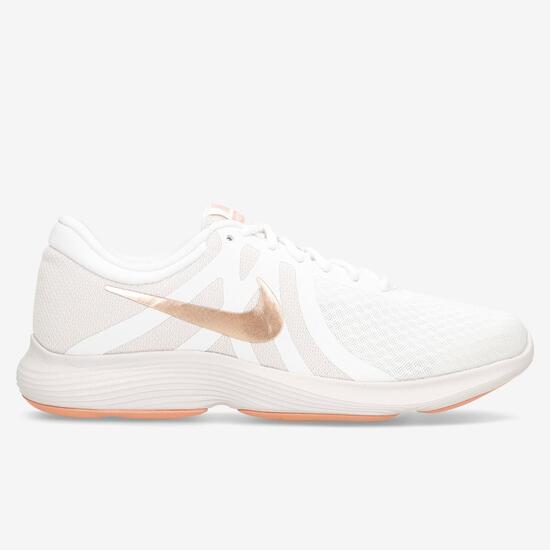 Nike Revolution 4 Nike Revolution 4