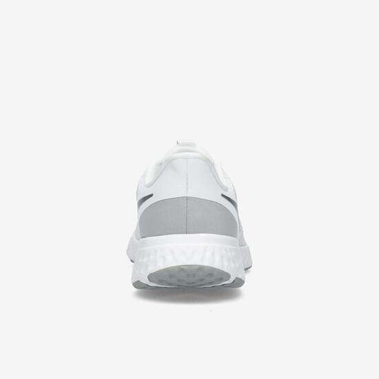 Nike Revolution 5 Nike Revolution 5
