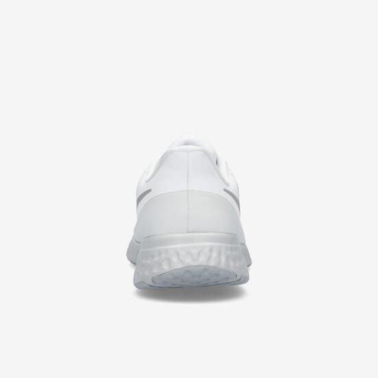 Nike Revolution 5 Nike Revolution 5
