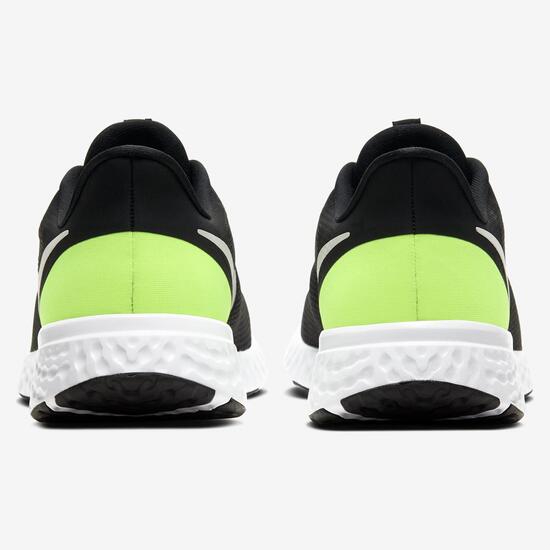 Nike Revolution 5 Nike Revolution 5