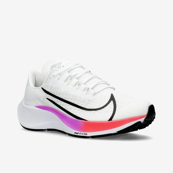 Nike Air Zoom Pegasus 37 Nike Air Zoom Pegasus 37