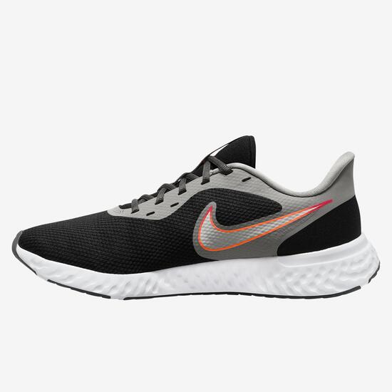Nike Revolution 5 Nike Revolution 5
