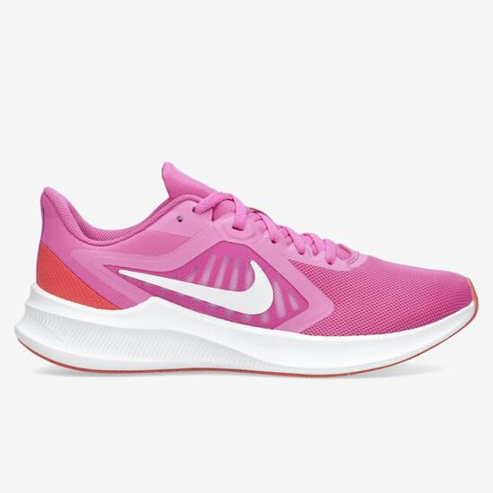 women's downshifter 10 running sneakers