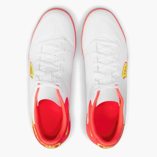 tiempo legend turf