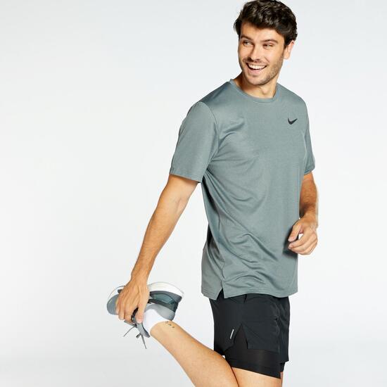 enfermero Espantar Identidad Nike Pro Dri-FIT - Gris - Camiseta Running Hombre | Sprinter