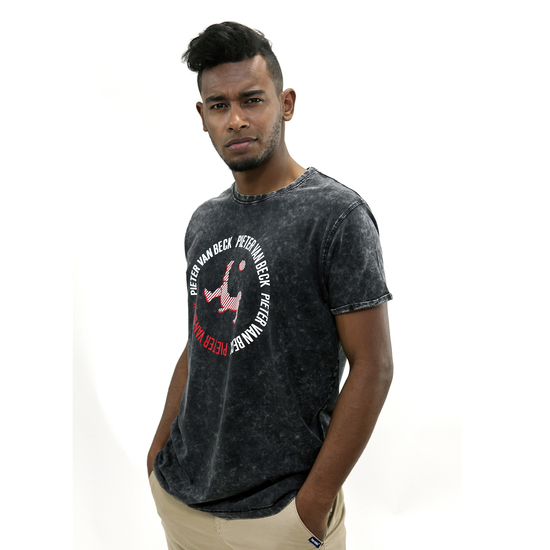 Camiseta Pieter Van Beck Crossbar Black Denim Camiseta Pieter Van Beck Crossbar Black Denim