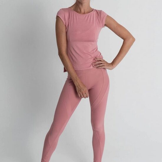 Camiseta Básica Rosa Para Yoga Bianca Caviró Sport Camiseta Básica Rosa Para Yoga Bianca Caviró Sport