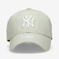 Gorra Yankees Marrón Mujer New Era