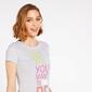 Camiseta Up Stamps Camiseta Up Stamps