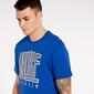 Camiseta Nike Core Camiseta Nike Core