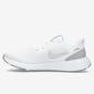 Nike Revolution 5 Nike Revolution 5