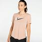 Nike Dri-FIT Swoosh Run - Nude - Camiseta Running Mujer 