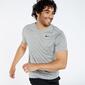 Nike Legend - Gris - Camiseta Running Hombre 