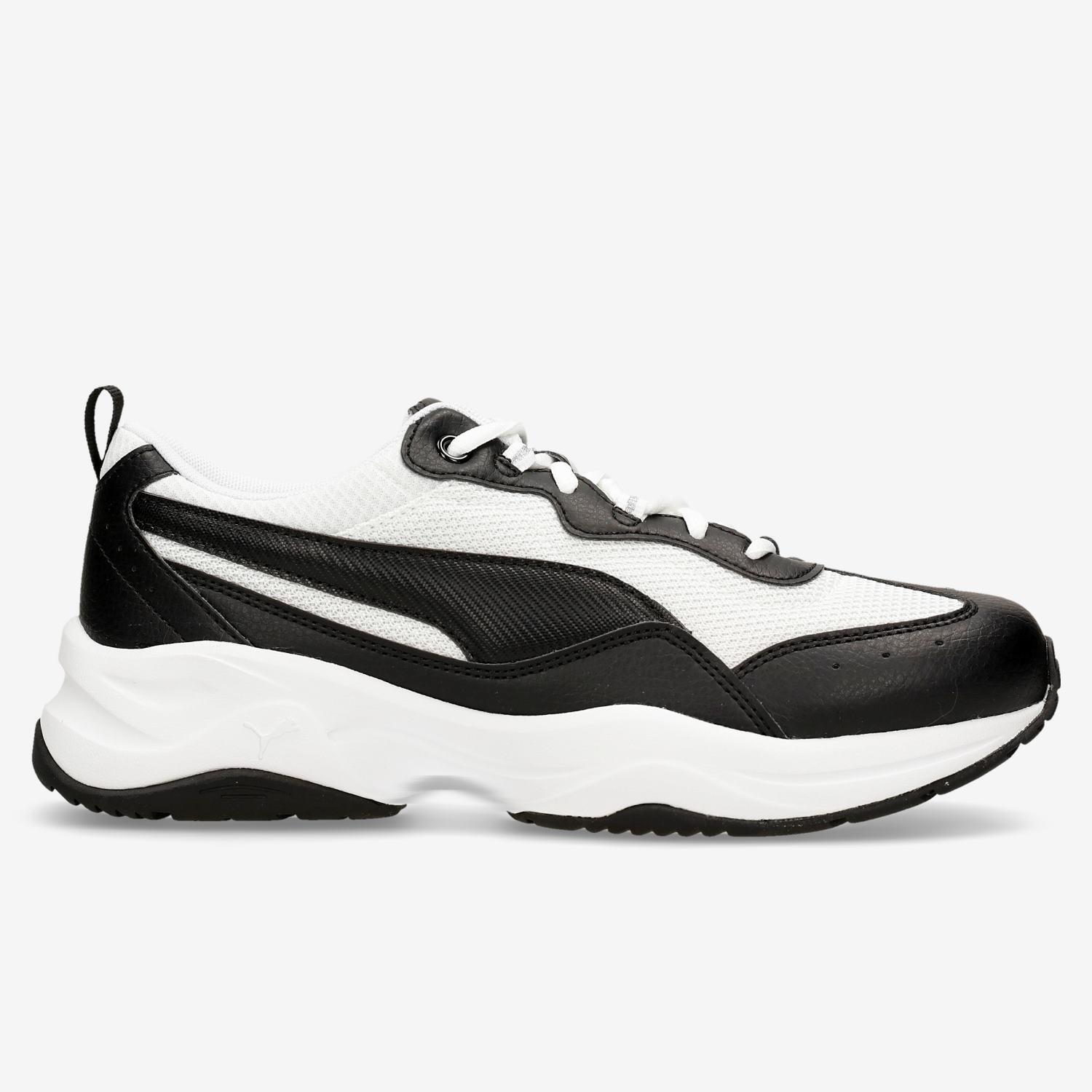 puma cilia blancas