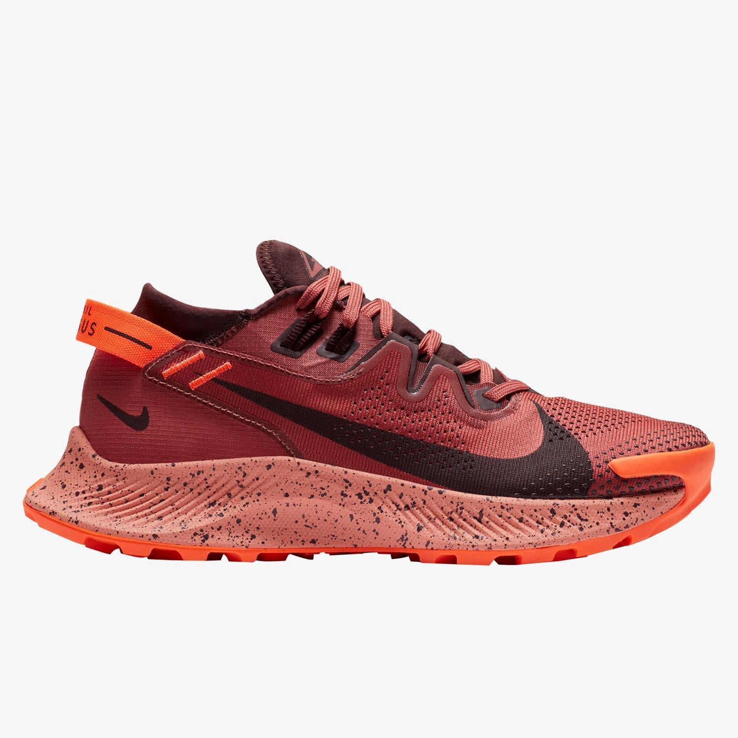 nike pegasus trail 2 sprinter