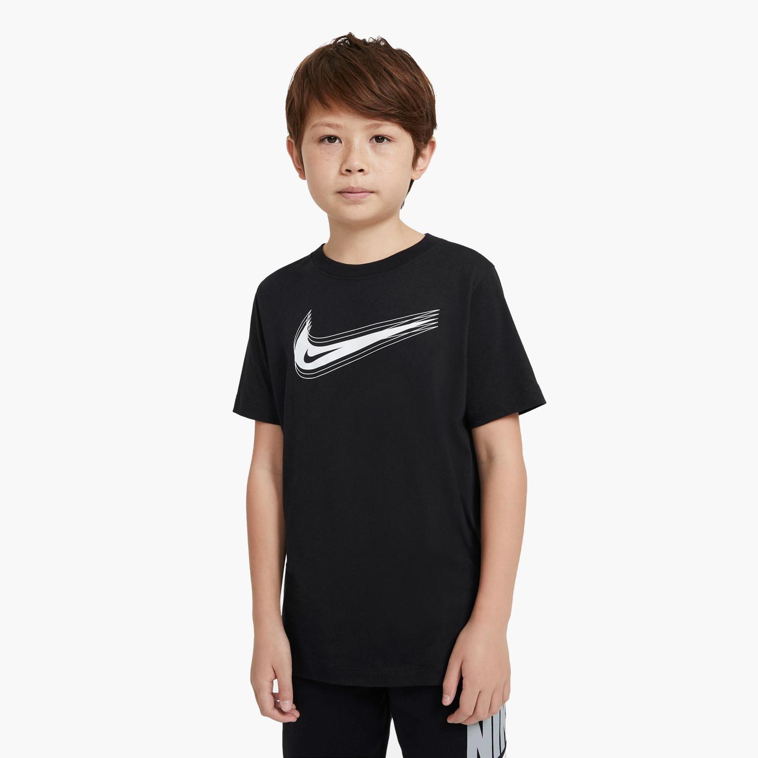 T-shirt  Futura - Preto - T-shirt Rapaz tamanho 12