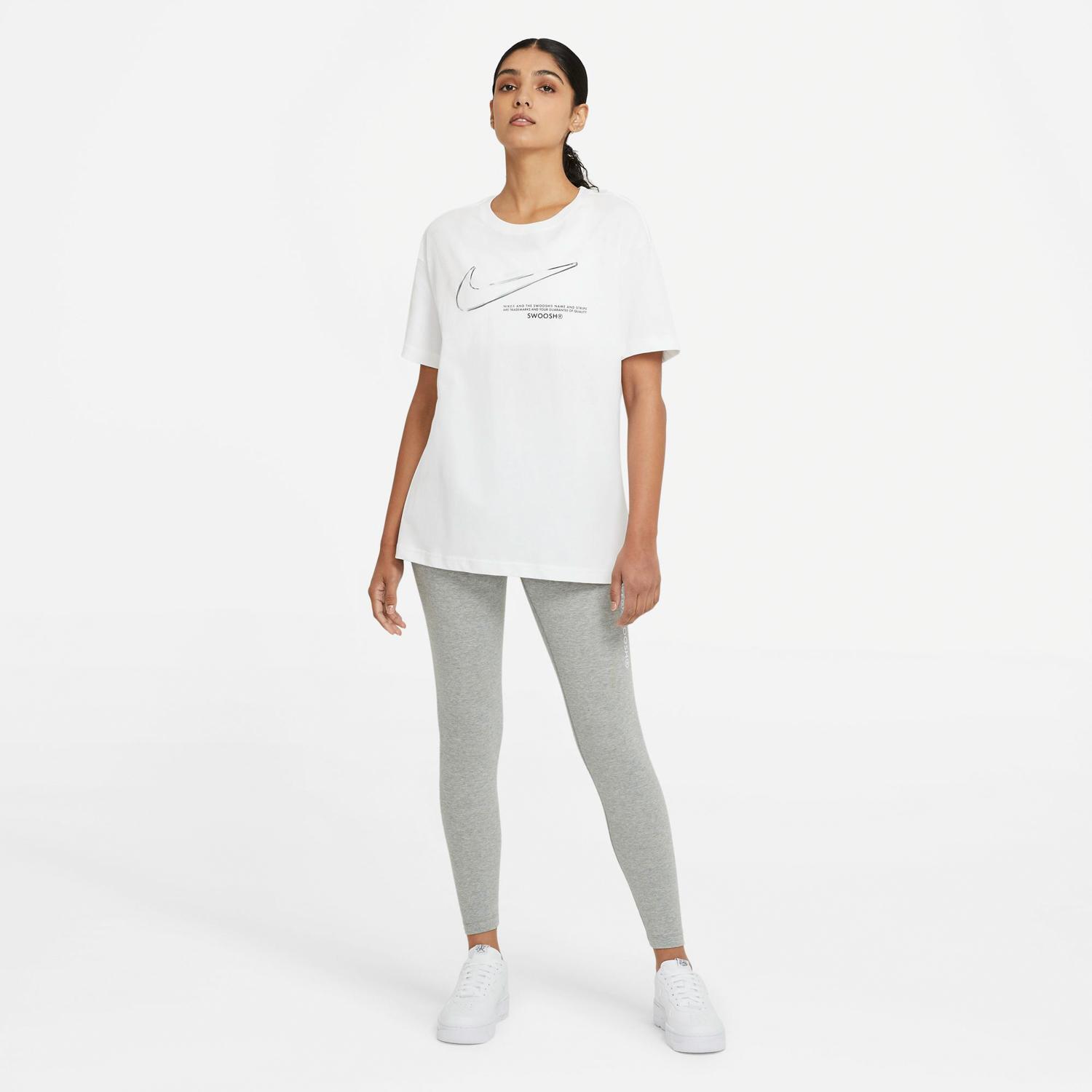 T-shirt  Swoosh - Branco - T-shirt Mulher tamanho XL