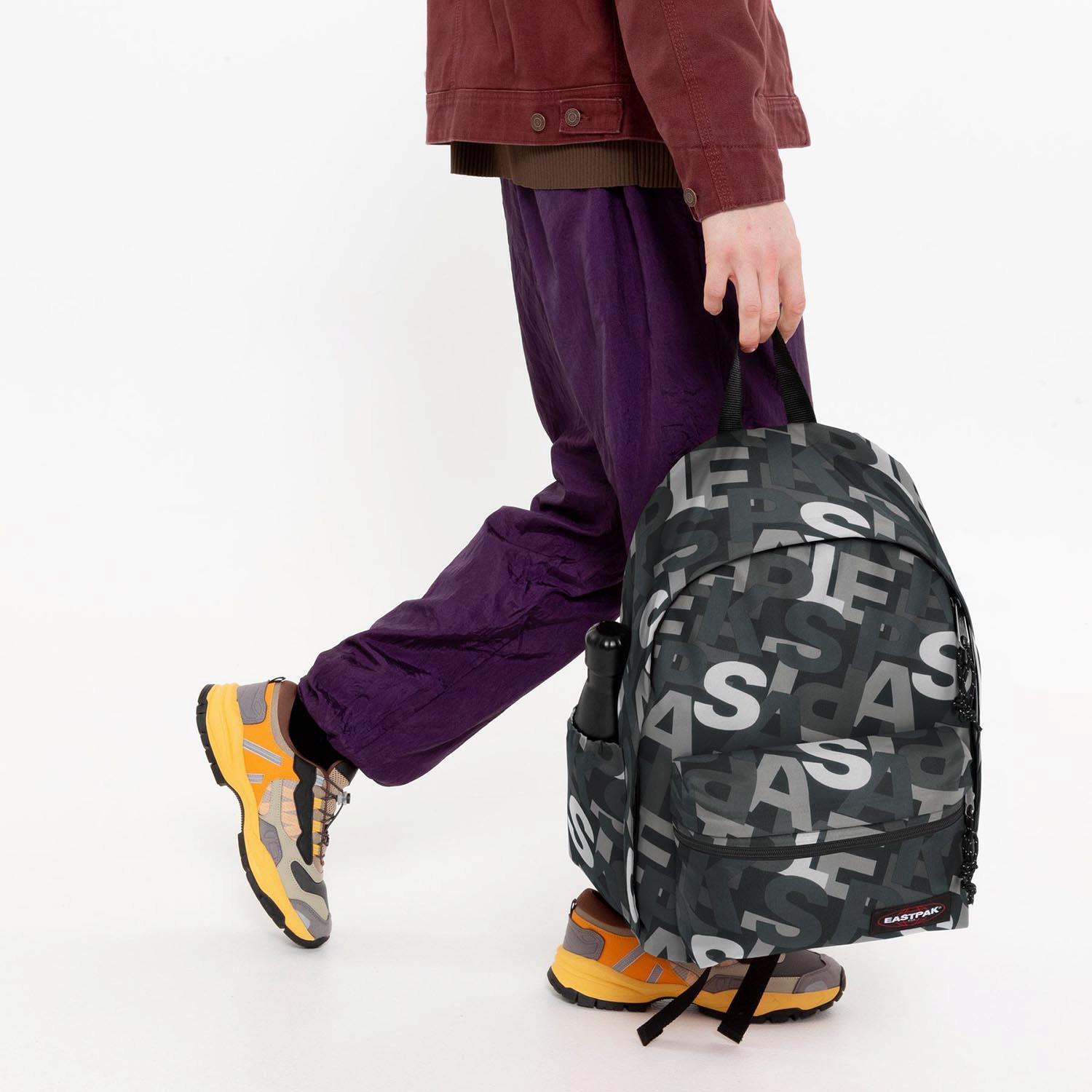 Eastpak Letter - Negro - Mochila Casual talla T.U.
