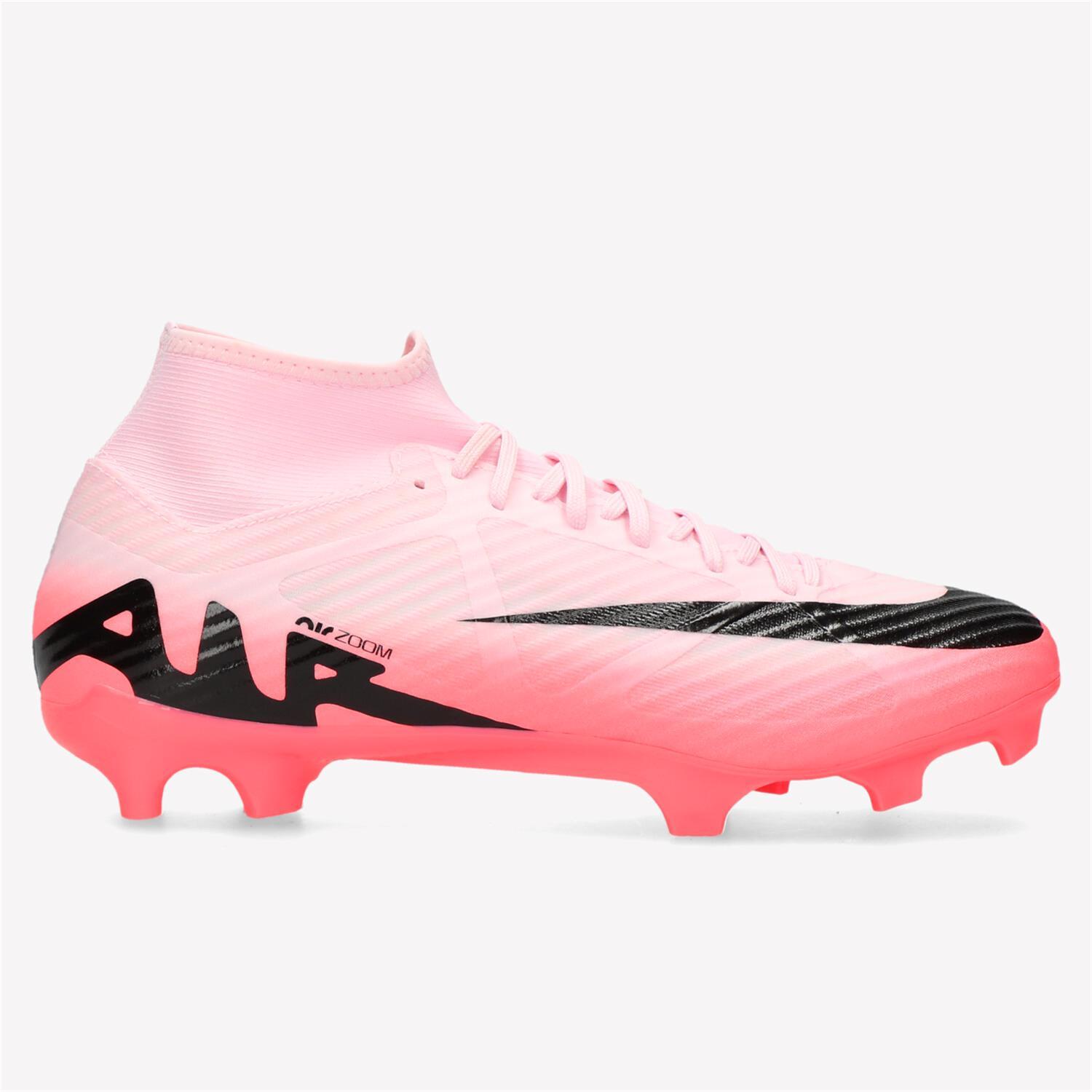 Botas de futbol rosas on sale