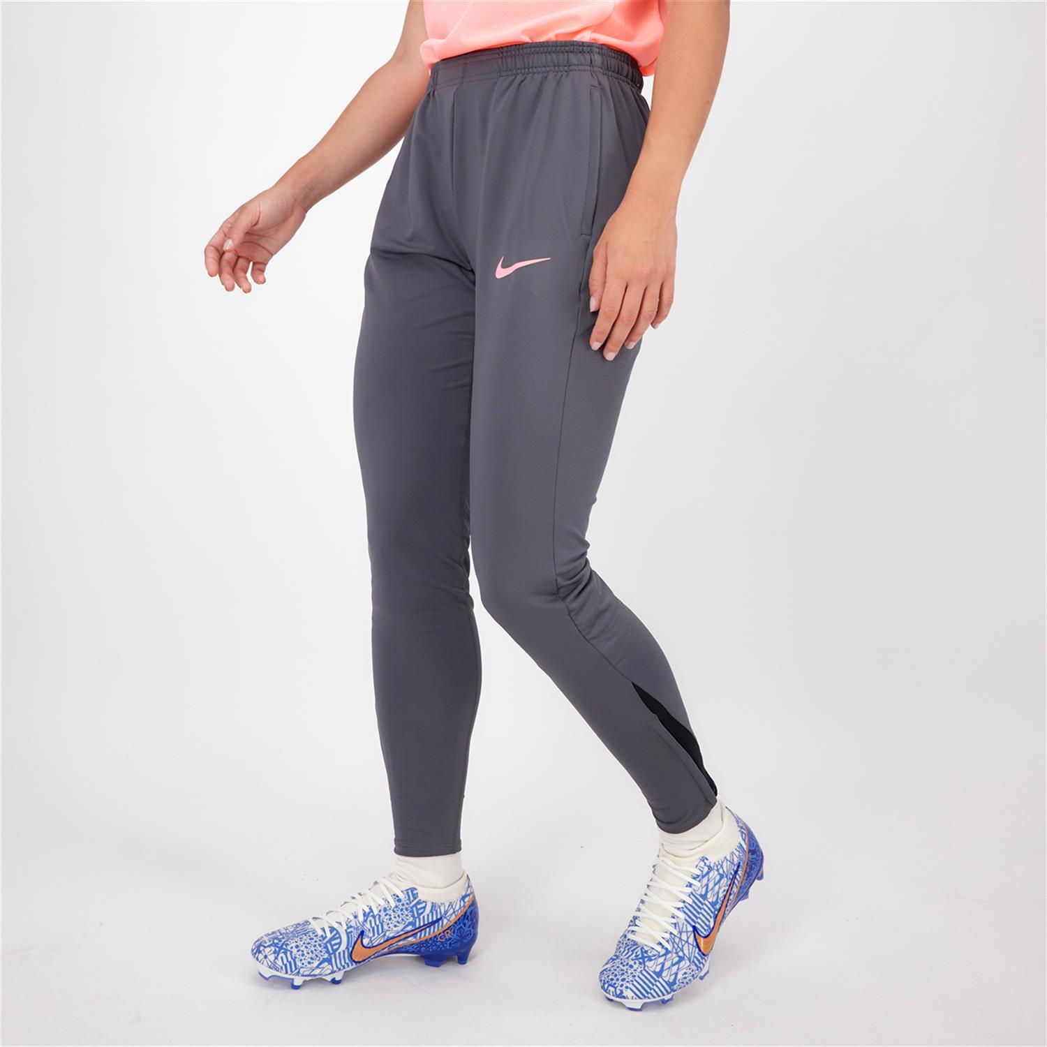 pantalon gris mujer nike