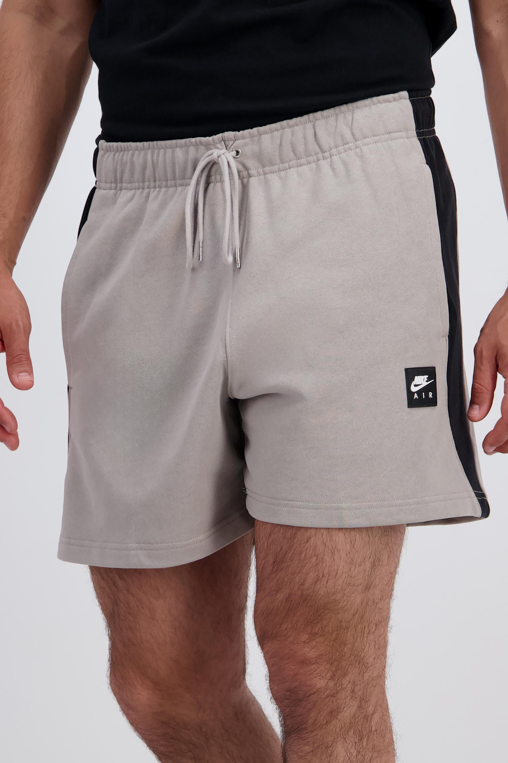 pantalon corto air max