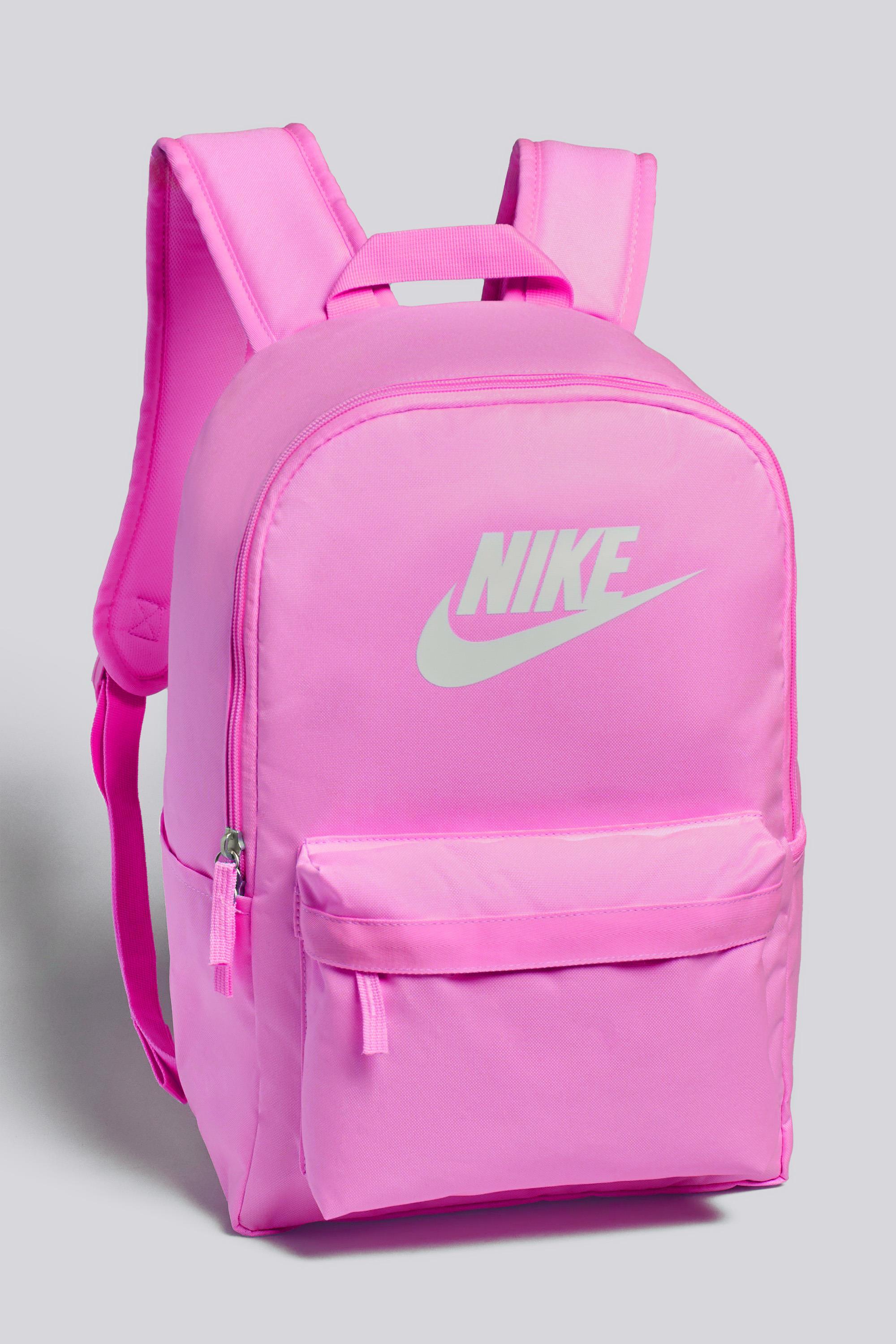mochila nike