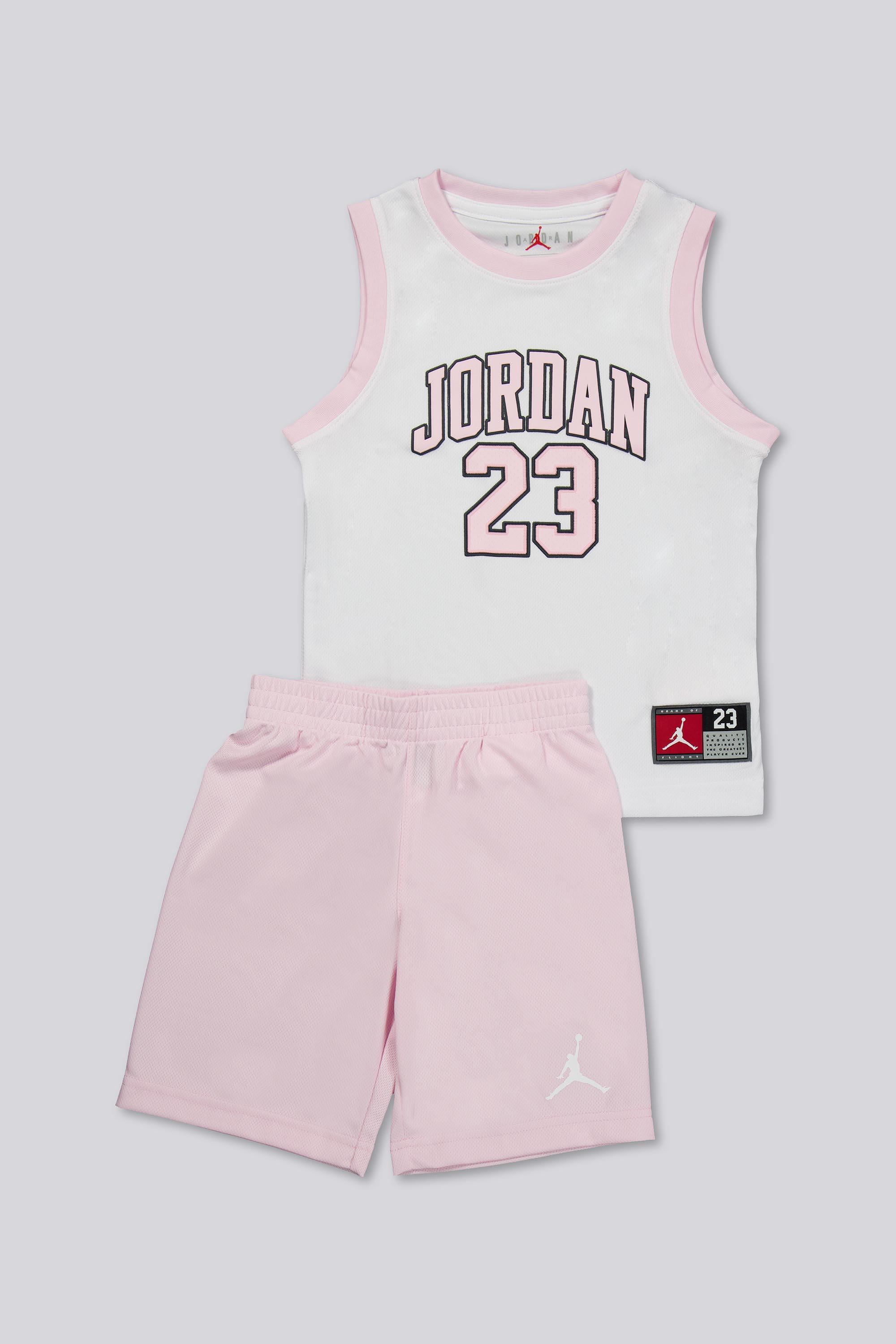 Jordan Multibrand - Branco - Menina Peanuts tamanho 5/6