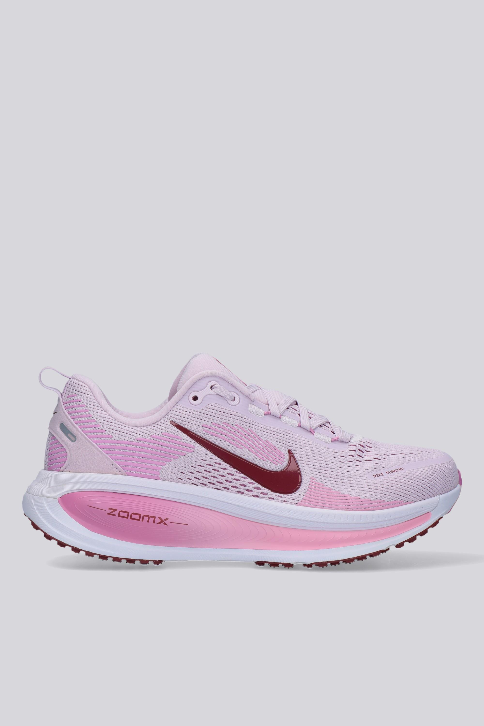 NIKE VOMERO 18 - Sprinter